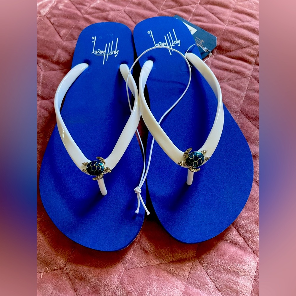 Guy Harvey turtle sandals new with tags size 9